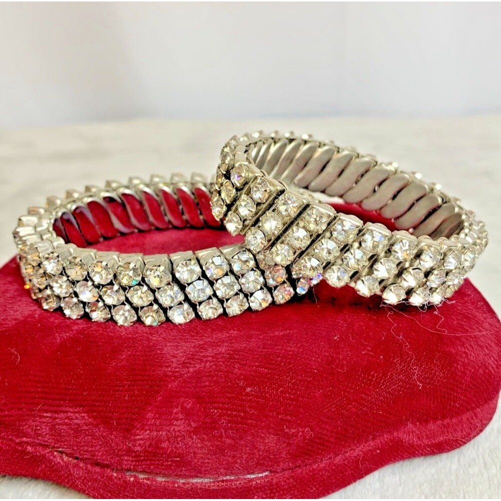 Lot of 2 Vintage Rhinestone Stretch Bracelets Parco Silver Tone Crystal Glam